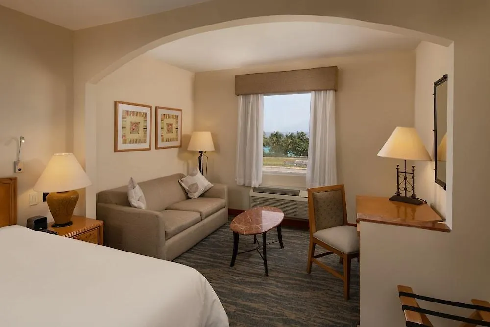 **** Hotel Four Points By Sheraton Santo Domingo La Caleta Dominican Republic