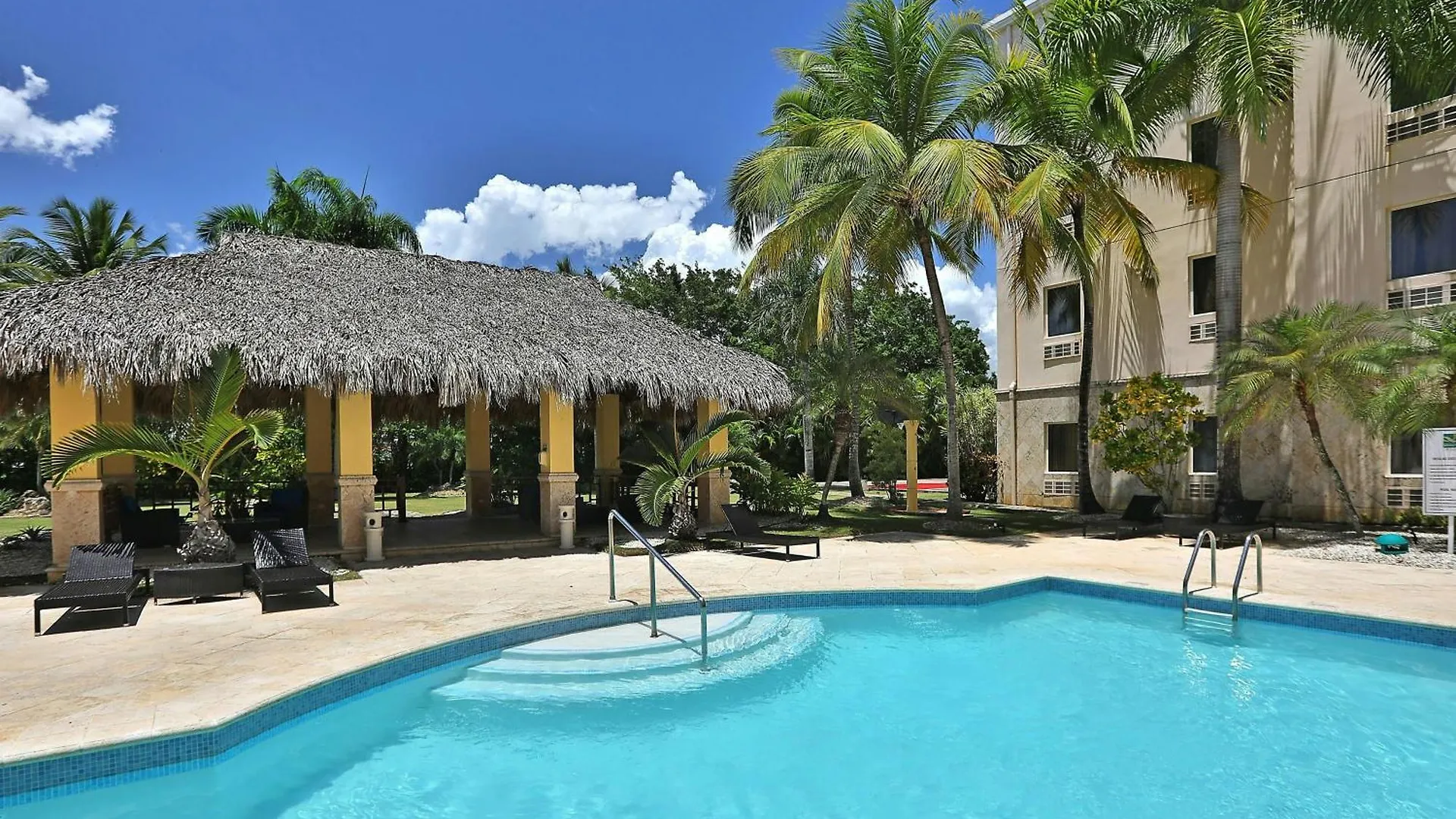 Hotel Four Points By Sheraton Santo Domingo La Caleta
