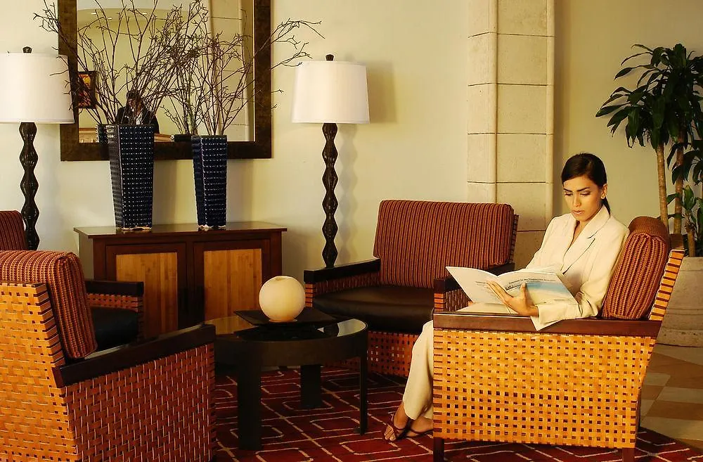 Four Points By Sheraton Santo Domingo La Caleta Hotel